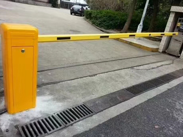 藍(lán)牙系統(tǒng)開門道閘